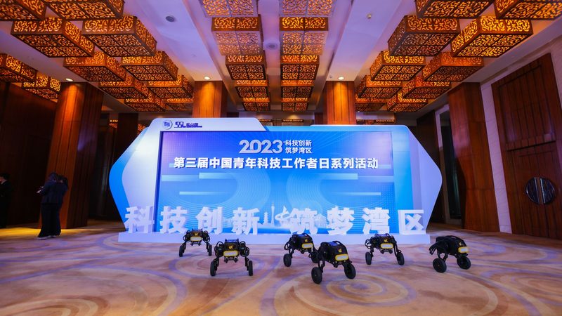 RPA机器人流程自动化：上海企业如何高效转型